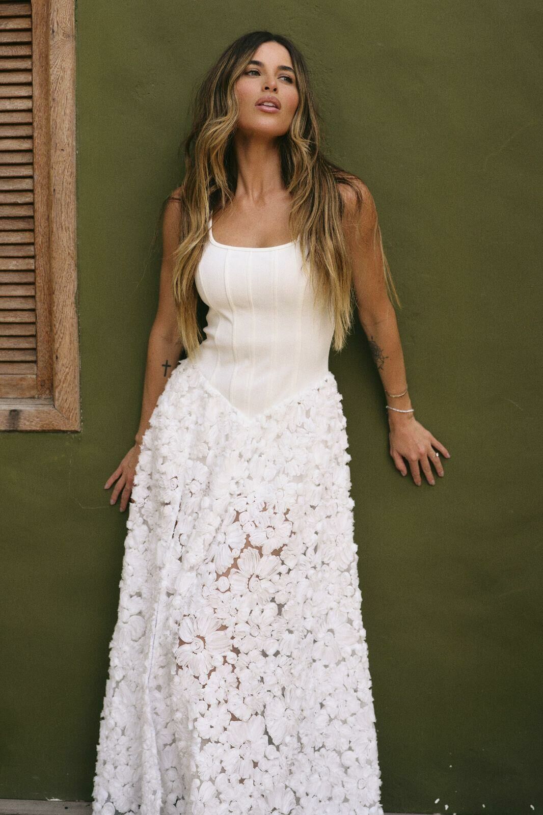 Imagem de Vestido Mídi Estruturado Em Tule Com Fenda Off White Zen
